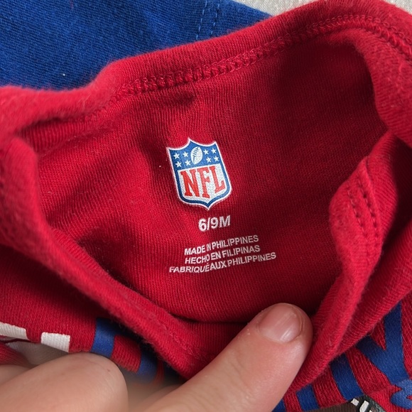 NY Giants onesies - Picture 2 of 2